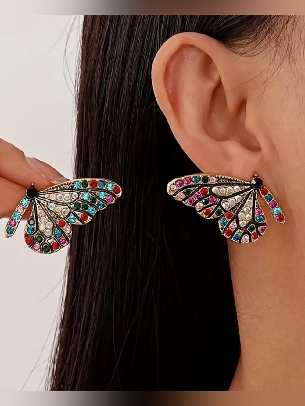 NEW! Luxury Multicolor Crystal Butterfly Stud Earrings 🦋 A8-277